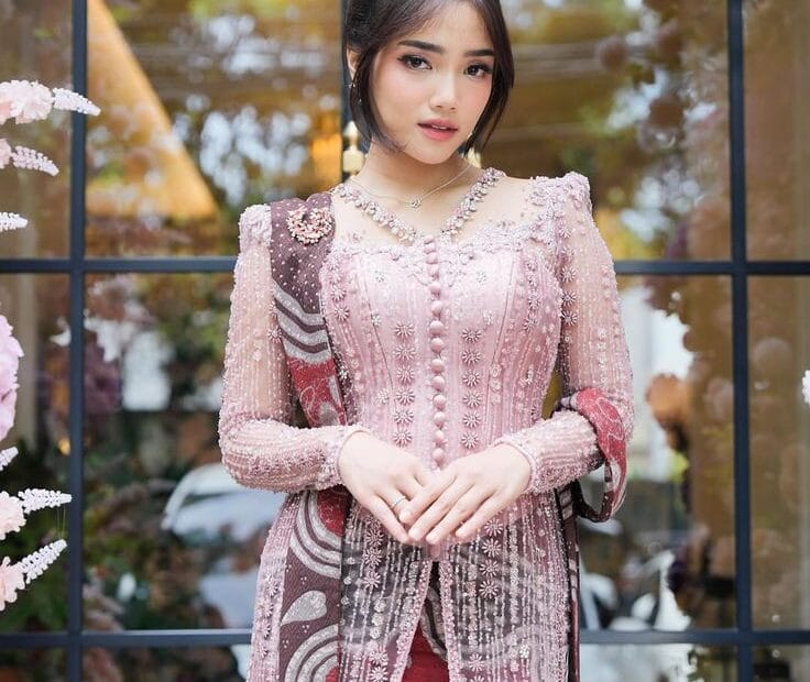 Baju Pesta Eksklusif