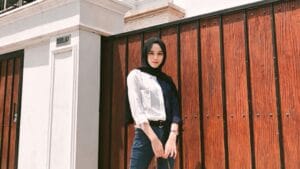 Outfit Jalan-Jalan ke Mall