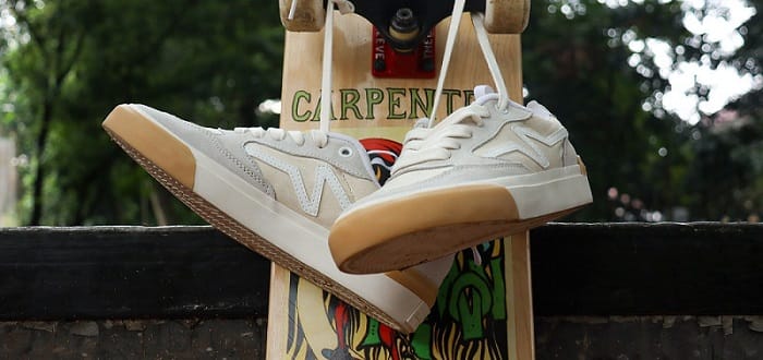 Perbandingan Brand Sepatu Lokal dan Internasional